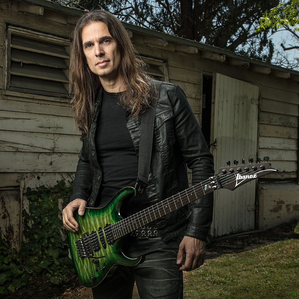 Артисты Ibanez: Кико Лорейро покидает Megadeth